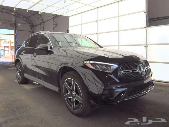 2023 Mercedes-Benz GLC 300 4MATIC 3