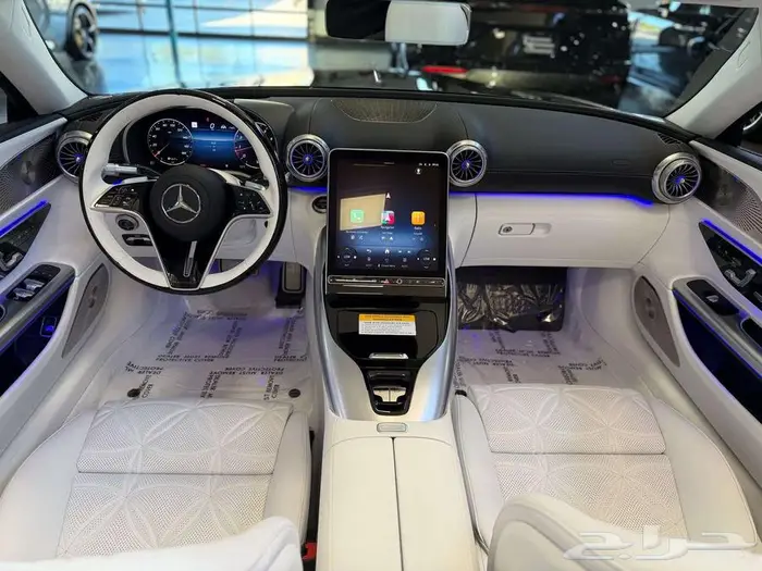2026 Mercedes-Benz Maybach SL 680 Monogram Series اصفار 14