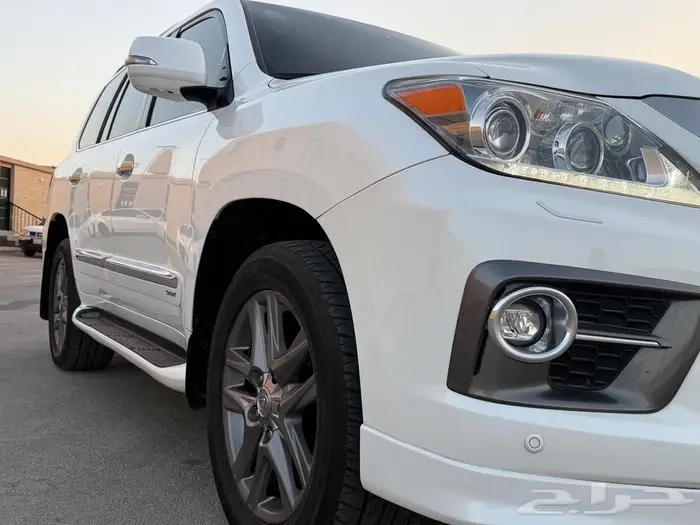 جيب لكزس 2015 LX 570 10