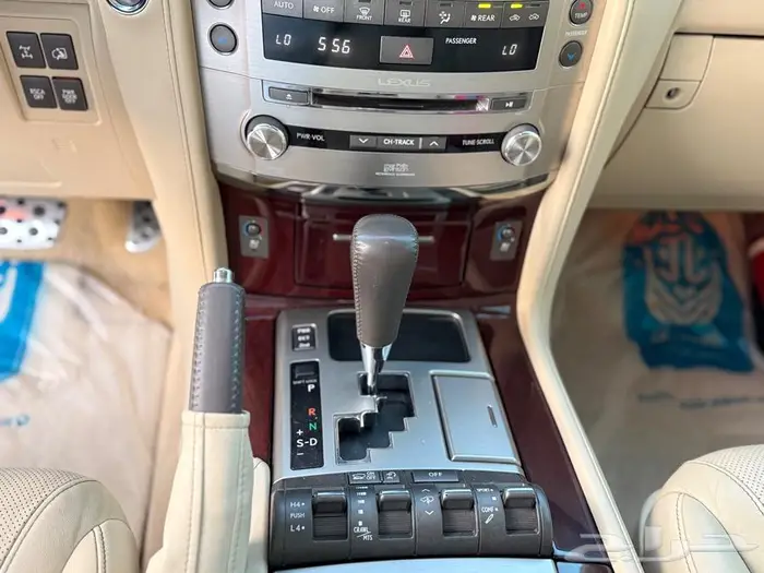 جيب لكزس 2015 LX 570 21