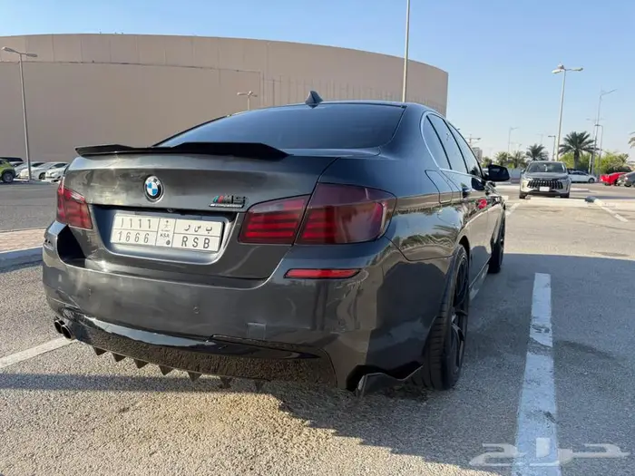 بي ام دبليو الفئة الخامسة ستة سلندر تنفس طبيعي 0
