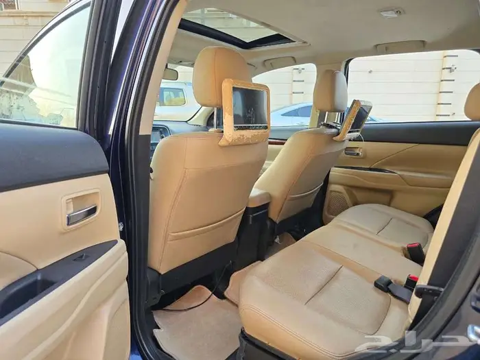 2015 Mitsubishi Outlander ful option AWD sunroof urgent sale 20