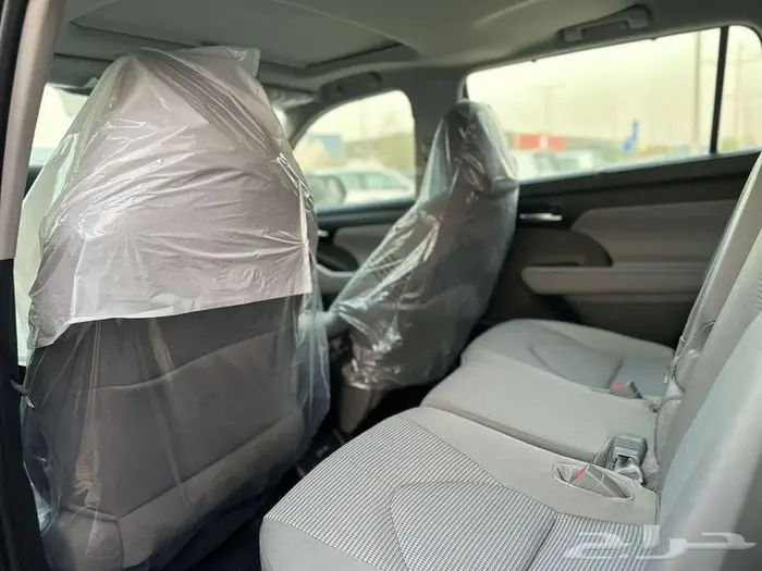 تويوتا هايلاندر GLE موديل 2025 دفعتين ( صفر هامش ربح ) 6