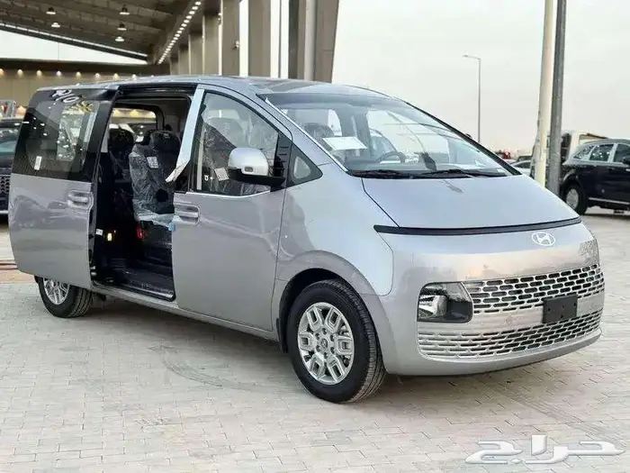 هيونداي ستاريا 9 راكب ديزل 2025 كاش او اقساط 3