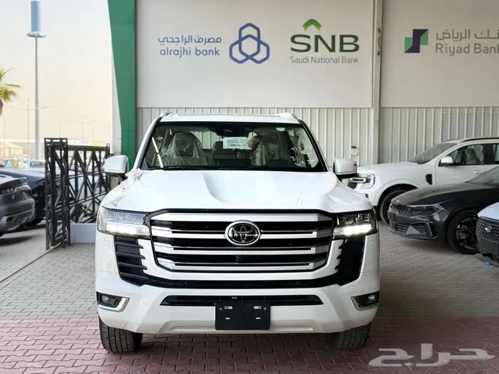 لاند كروزر GXR L3 بنزين 2025 سعودي بطاقه جمركيه 0