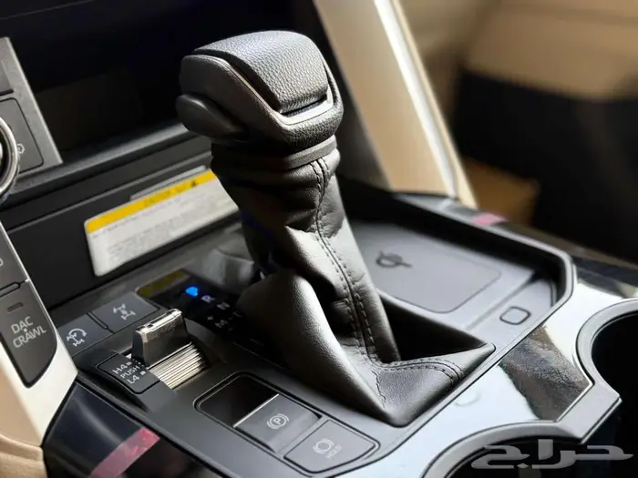 لاند كروزر GXR L3 بنزين 2025 سعودي بطاقه جمركيه 1