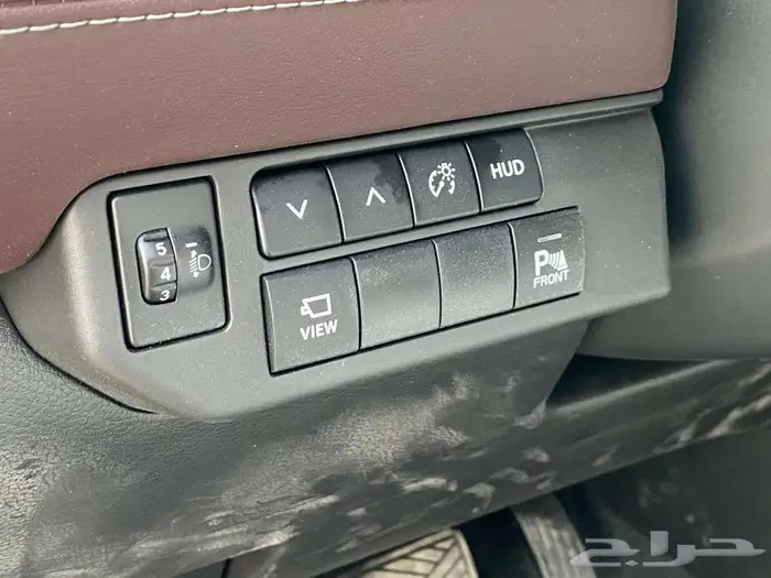 تويوتا اوربان كروزر فل كامل 2025 كاش - اقساط 10