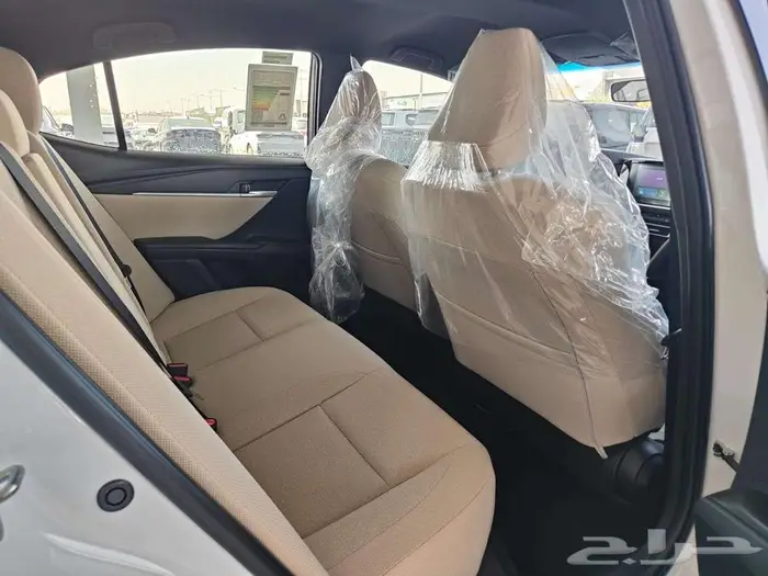 تويوتا كامري E بنزين 2025 سعودي 9