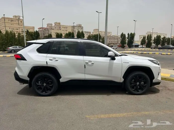 راف فور XLE HEV نص فل 2024 جديد مشي بسيط 1