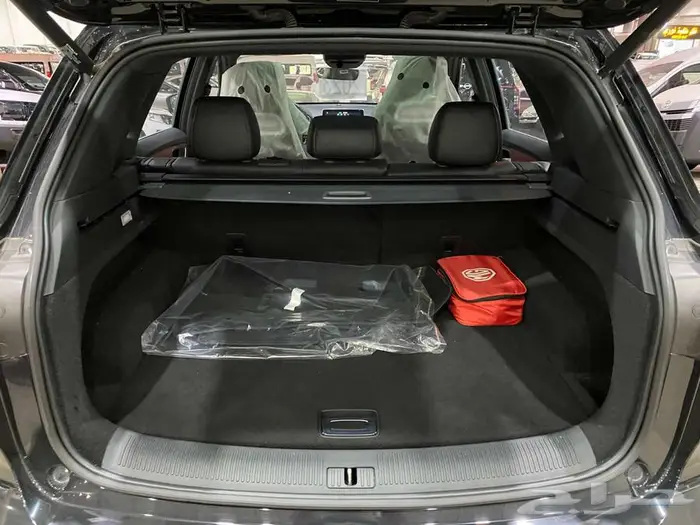 ام جي HS 2023 فل كامل اسود سعودي 25