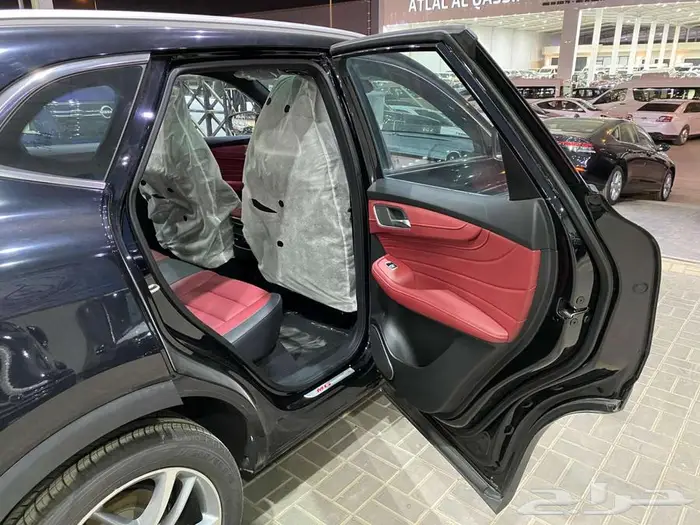 ام جي HS 2023 فل كامل اسود سعودي 15