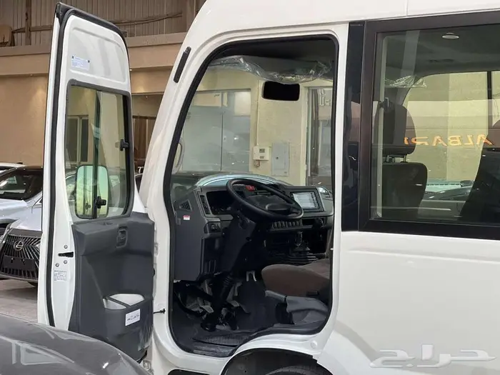 باص كوستر 23 راكب 2025 ديزل جير عادي (فطيم) كاش وتمويل 5