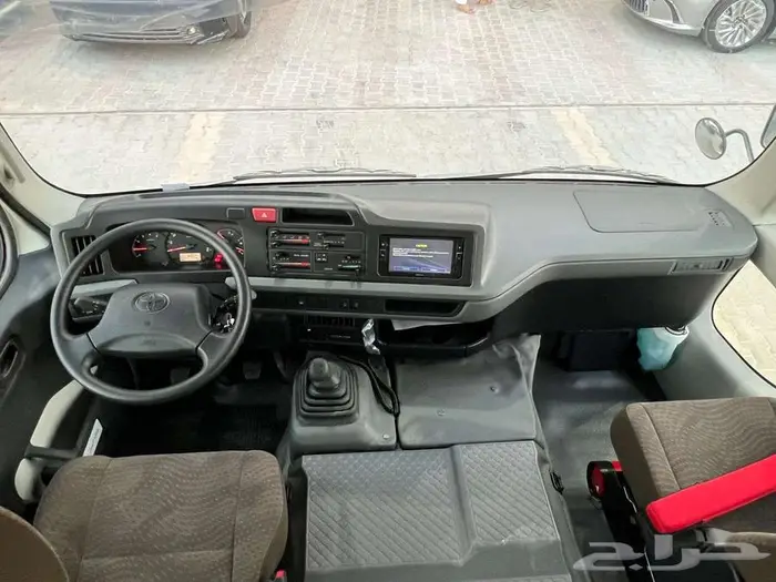 باص كوستر 23 راكب 2025 ديزل جير عادي (فطيم) كاش وتمويل 11