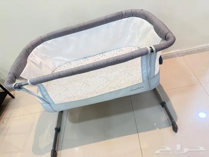 سرير اطفال 0