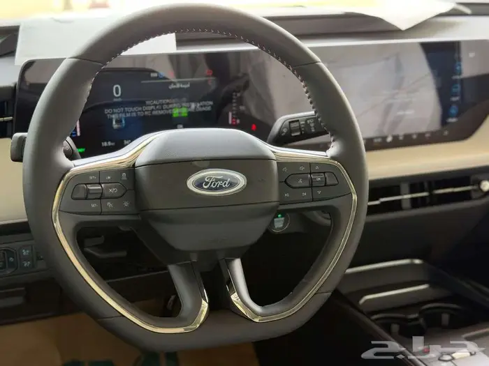 فورد تورس تيتانيوم 2025.2026 كاش وتقسيط كاش او اقساط 3