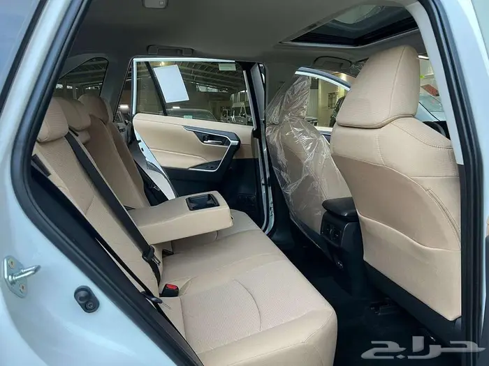 تويوتا راف فور XLE بنزين 2024 متاح اقساط و كاش 5