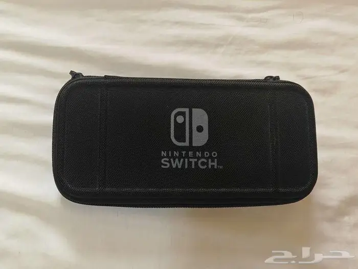 Switch مستعمل مع الملحقات 2