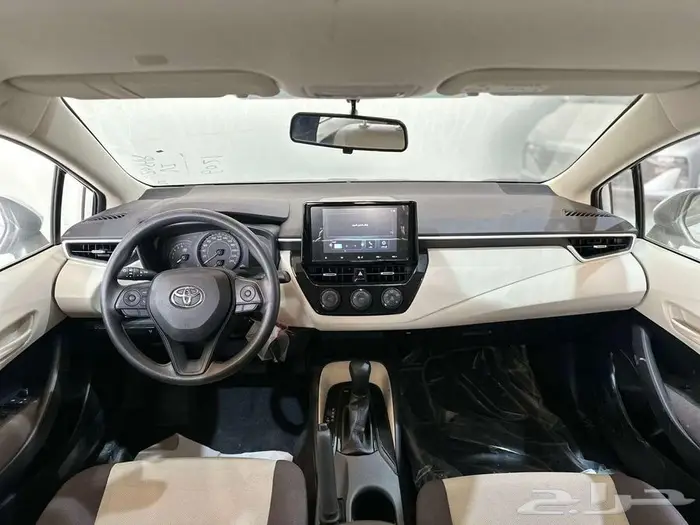 تويوتا كرولا مطور 2025 بريمي بااقل سعر بالسوق 2.0 سى سى 4