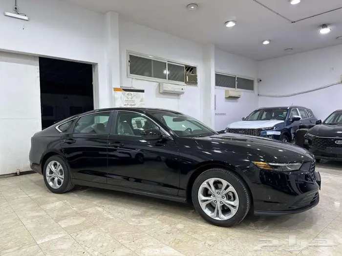 هوندا اكورد LX استاندر 2025 3
