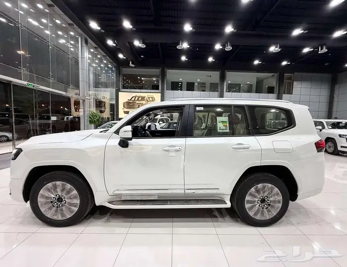 تويوتا لاندكروزر GXR L4 ديزل 2025 سعودي تمويل 50 50 النسبة 0 2