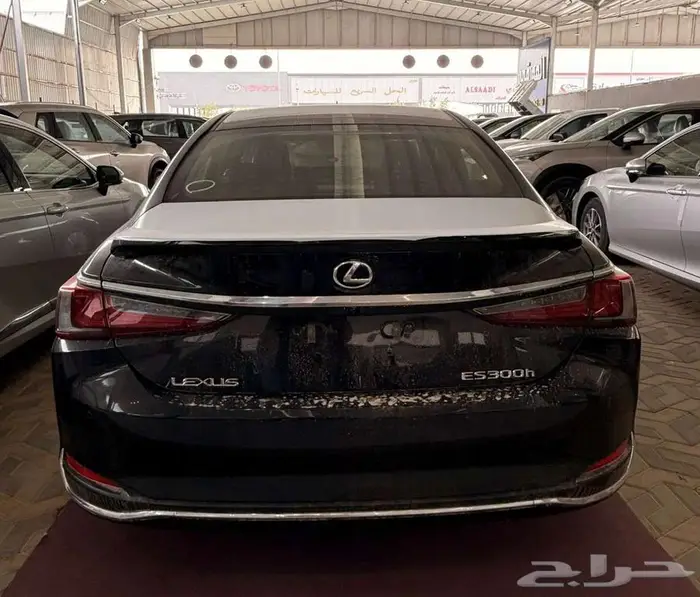 لكزس ( ES300 ) HA هايبرد 2025 اقل سعر اقساط او كاش 8