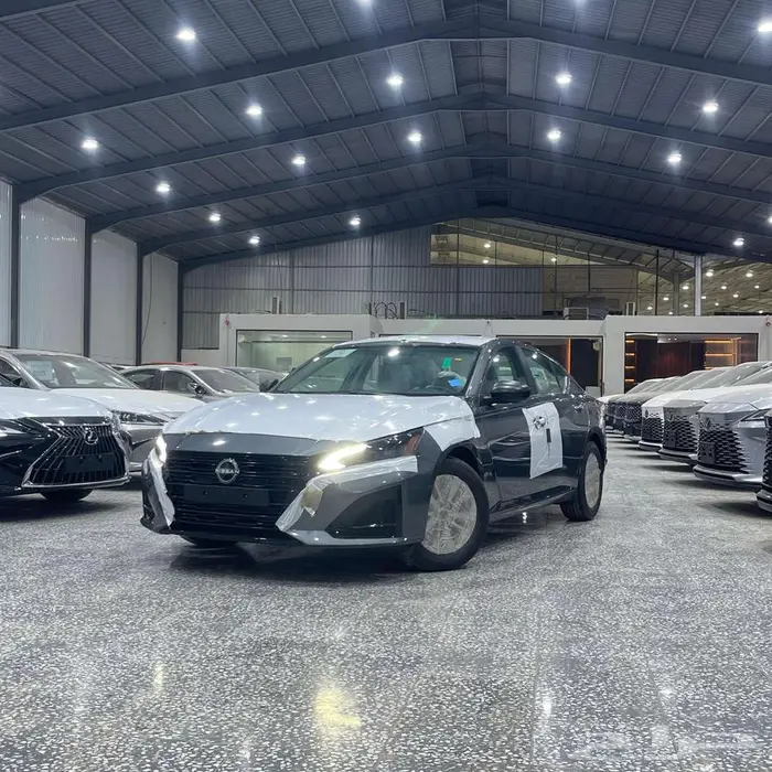 نيسان التيما استاندر 2025 رمادي السعر 99475 أقل سعر بالسوق 1