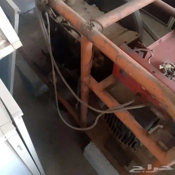 مجموعه من الآلات والادوات 6