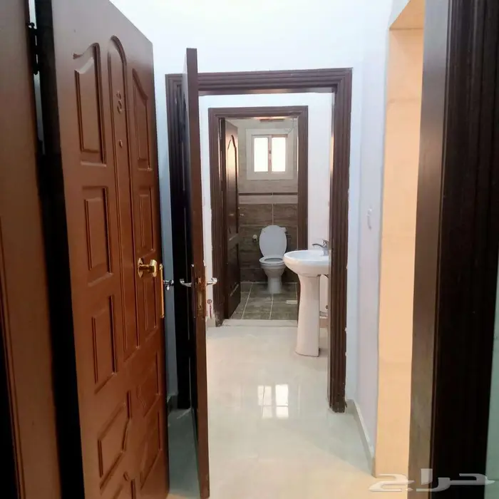 شقه مميزه للإيجار بحي القرينيه مدينة جدة 3