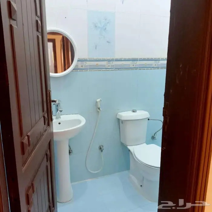 شقه مميزه للإيجار بحي القرينيه مدينة جدة 2