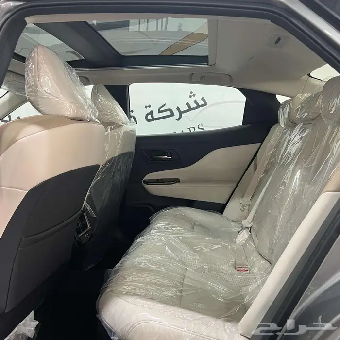 تويوتا كراون برستيج م2.5 هايبرد تماتيك سعودي 2026 4