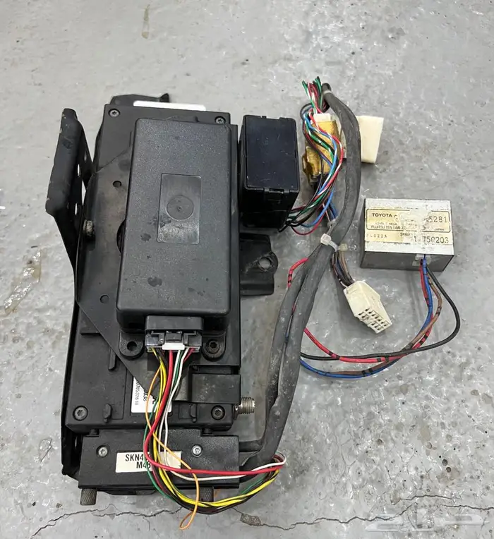 تلفون لكزس LS400 2