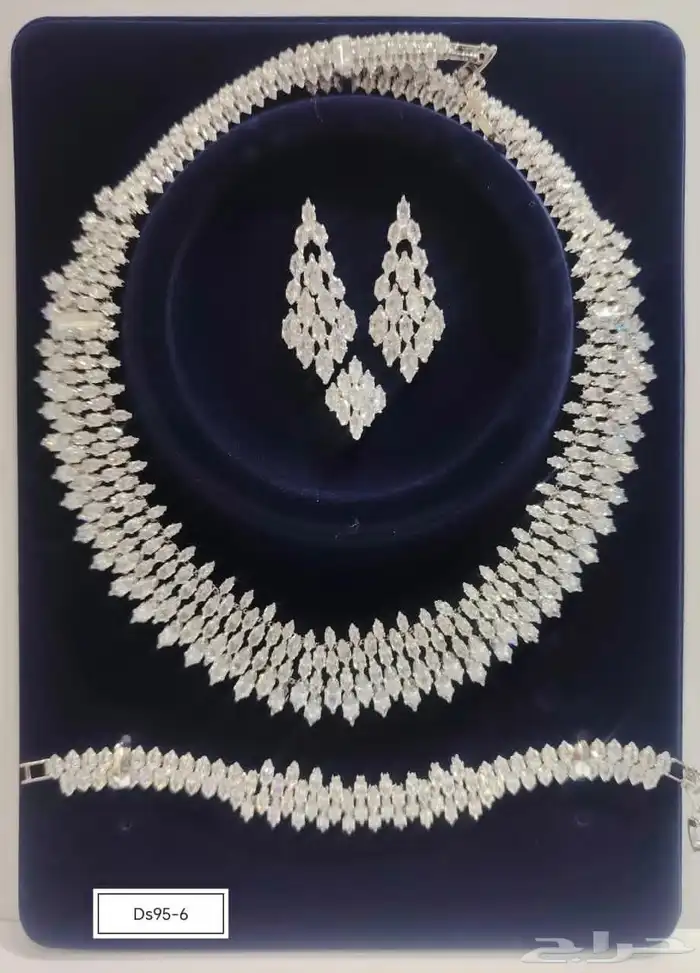 هذه مجموعة من أطقم مجوهرات فاخرة 8