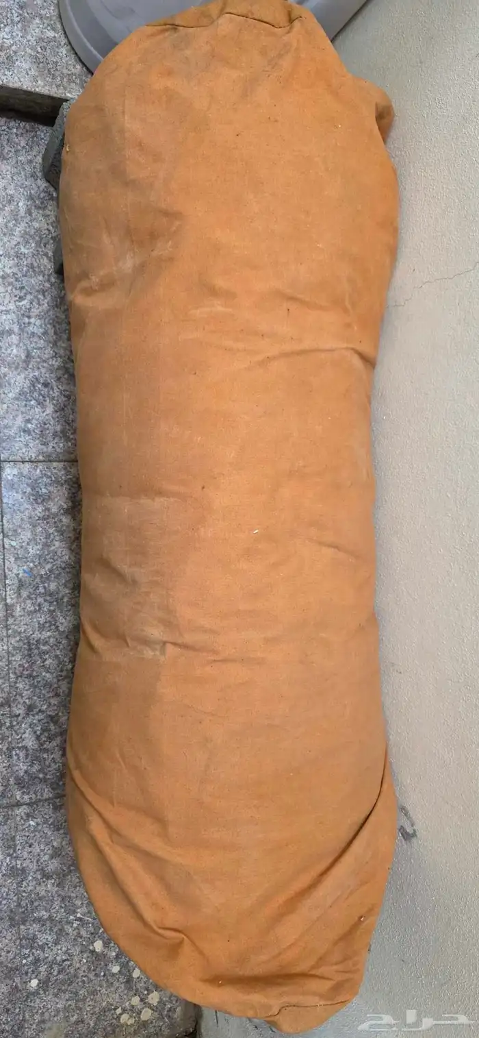 خيمة تخييم. جديدة لم تستخدم اللون بني . 4