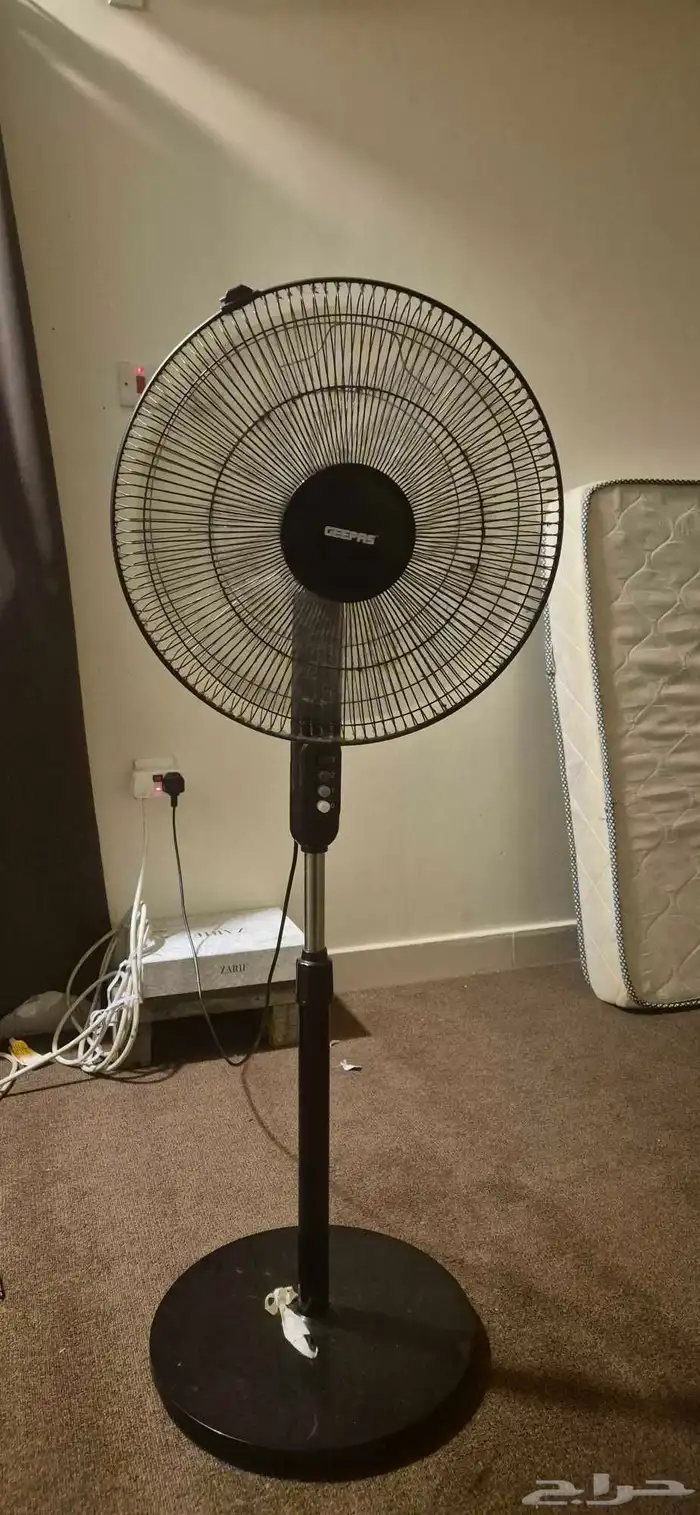 Geepas Stand Fan for Sale   Good Condition 1