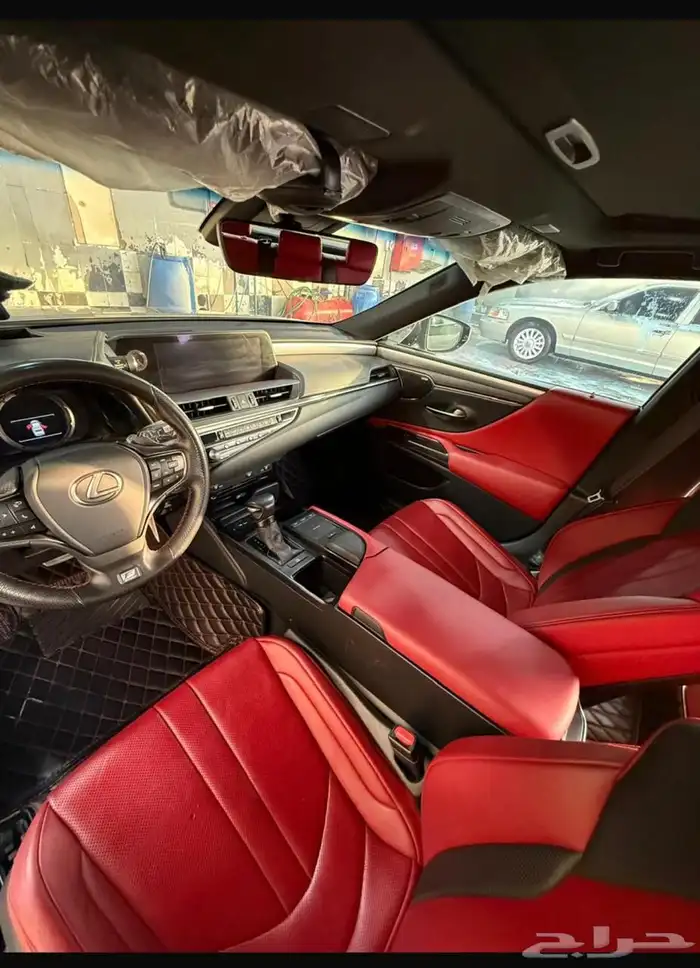 لكزس 350 ES-F 2
