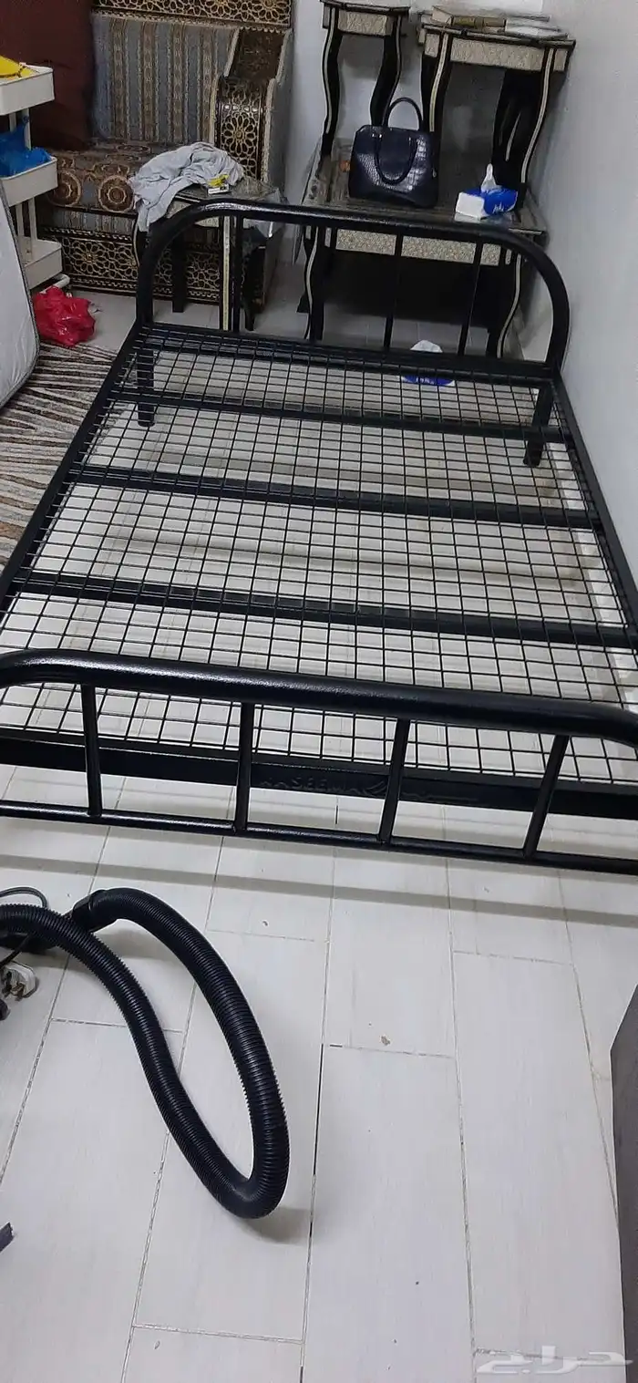 سرير حديد جيديد 3كنبات 7 افرض 1