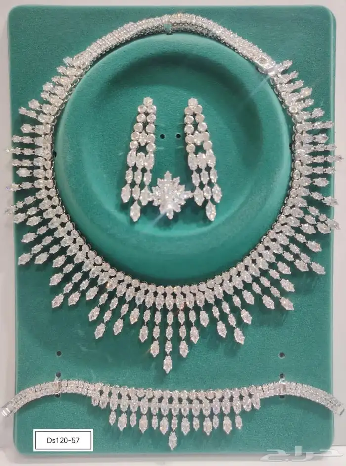 هذه مجموعة من أطقم مجوهرات فاخرة 5