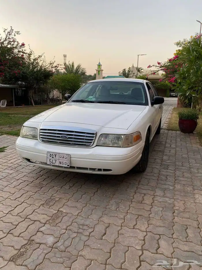 فورد فكتوريا 2004 بوليسي 1