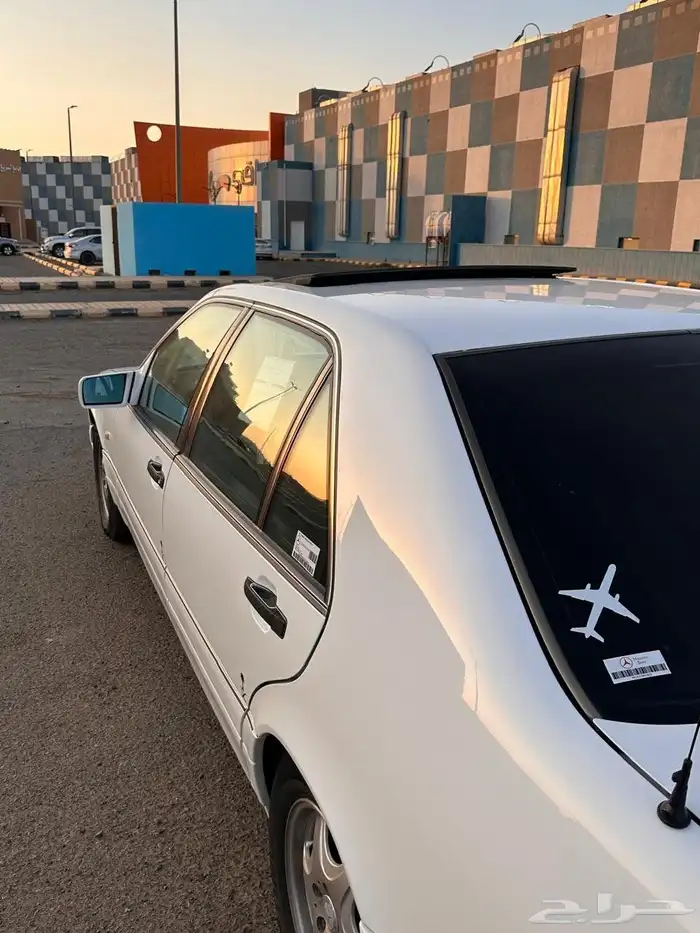 شبح 97 500 لارج 4
