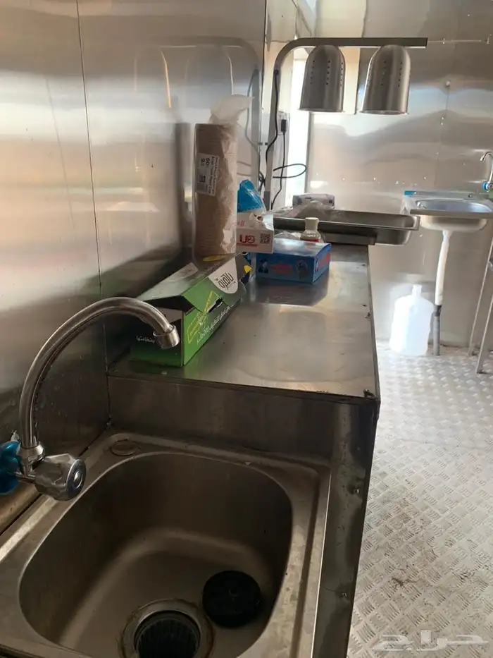 للإيجار فود ترك 1