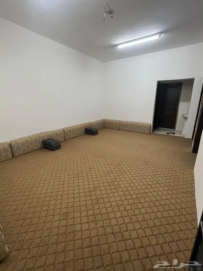 استراحةفي الذيبية عزاب VIP للإيجار موقع مميز قريب من الخدمات 4