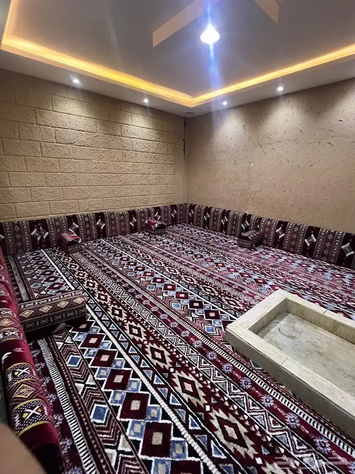 استراحةفي الذيبية عزاب VIP للإيجار موقع مميز قريب من الخدمات 0