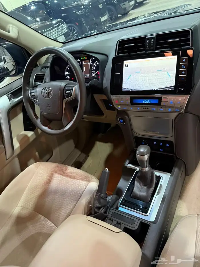 برادو 2023سعودي VXمحرك 6سلندر ممشى قليل 37
