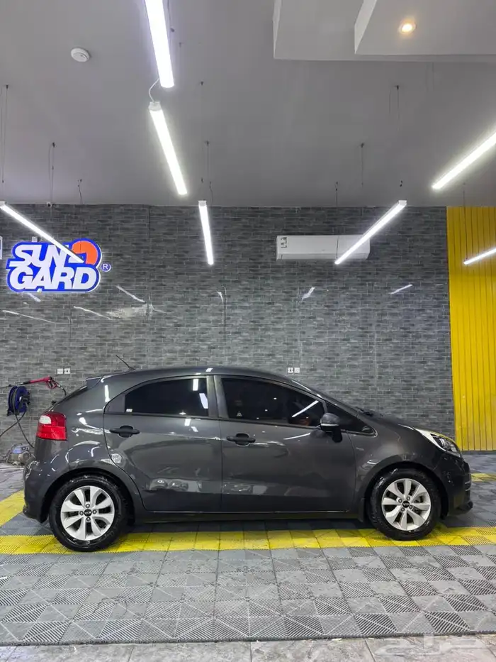 كيا ريو هاتشباك 2016 نص فل 1