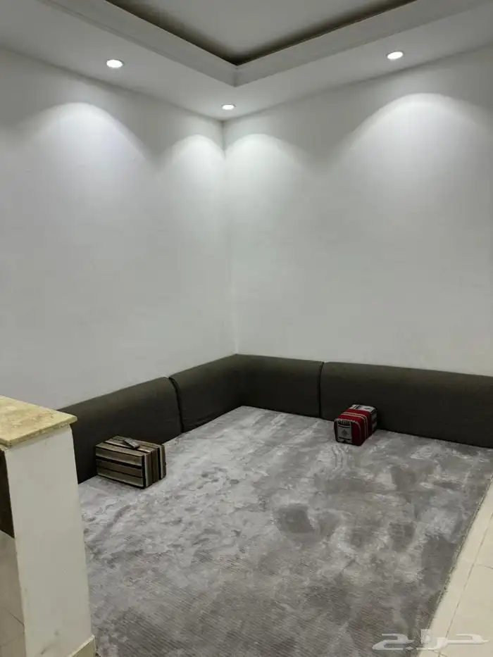 شقق عزاب للإيجار 3