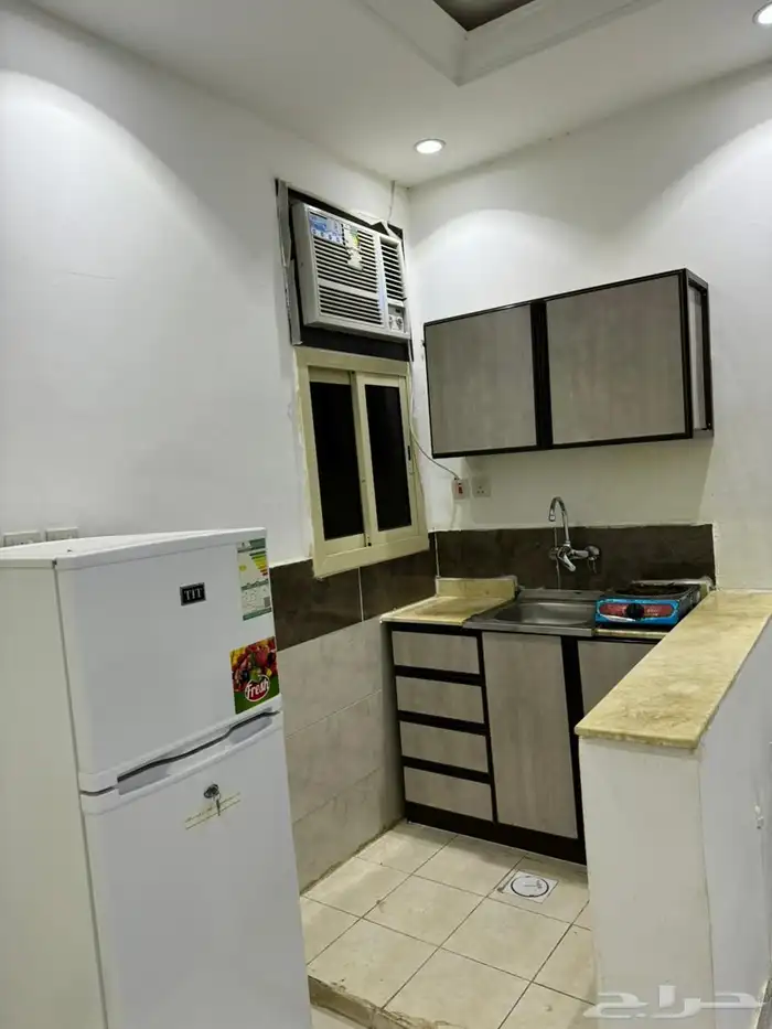 شقق عزاب للإيجار 4