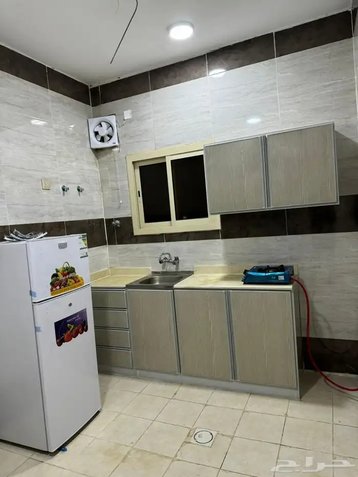 شقق عزاب للإيجار 2