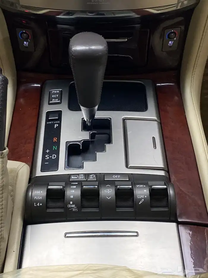 جيب لكزس فل كامل LX570 2012 4