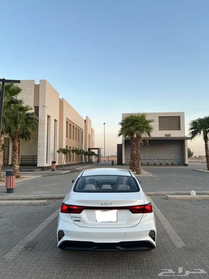 للبيع كياء سيراتو مديل 2023 مكينه 2000 2