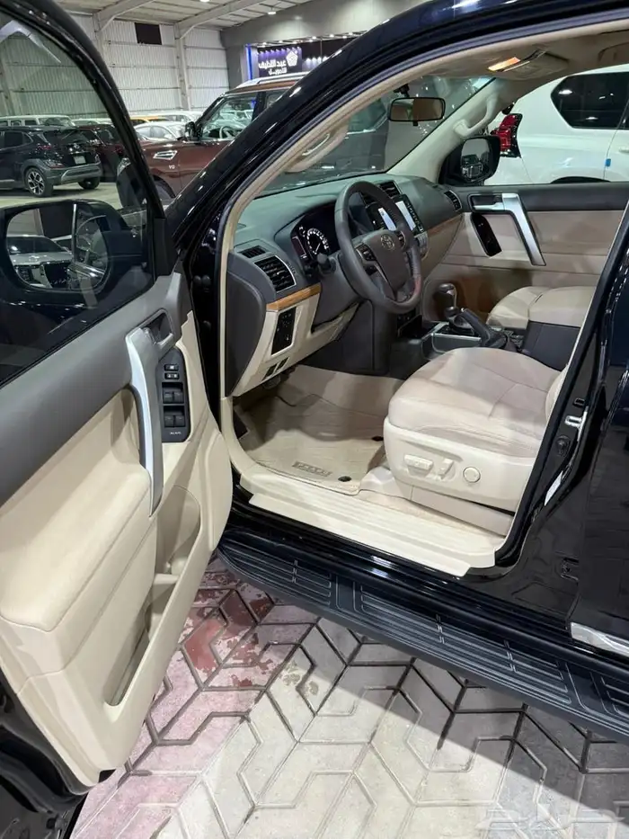 برادو 2023سعودي VXمحرك 6سلندر ممشى قليل 22